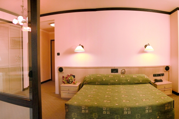 Hotel_Orphey_junior_suite1